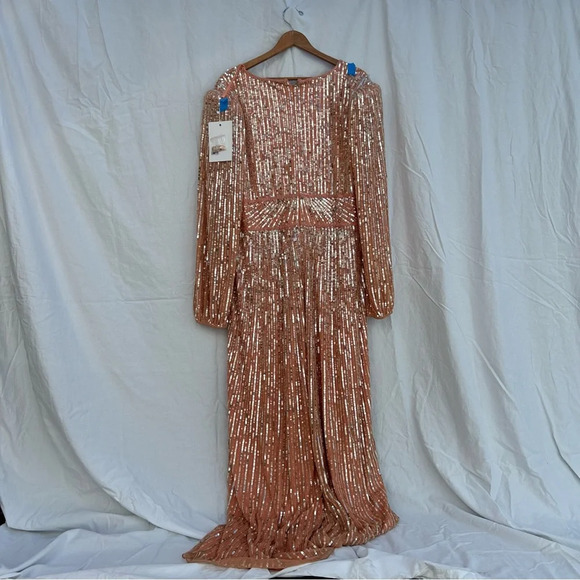 NWT Mac Duggal V Neck Empire Waist Puff Shoulder Sequin Embellished Gown Size 20 - Picture 11 of 14